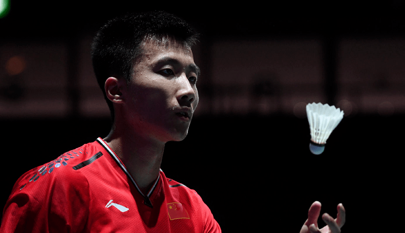 爱游戏在线-中国队鏖战印尼队，辛杜扛起全队