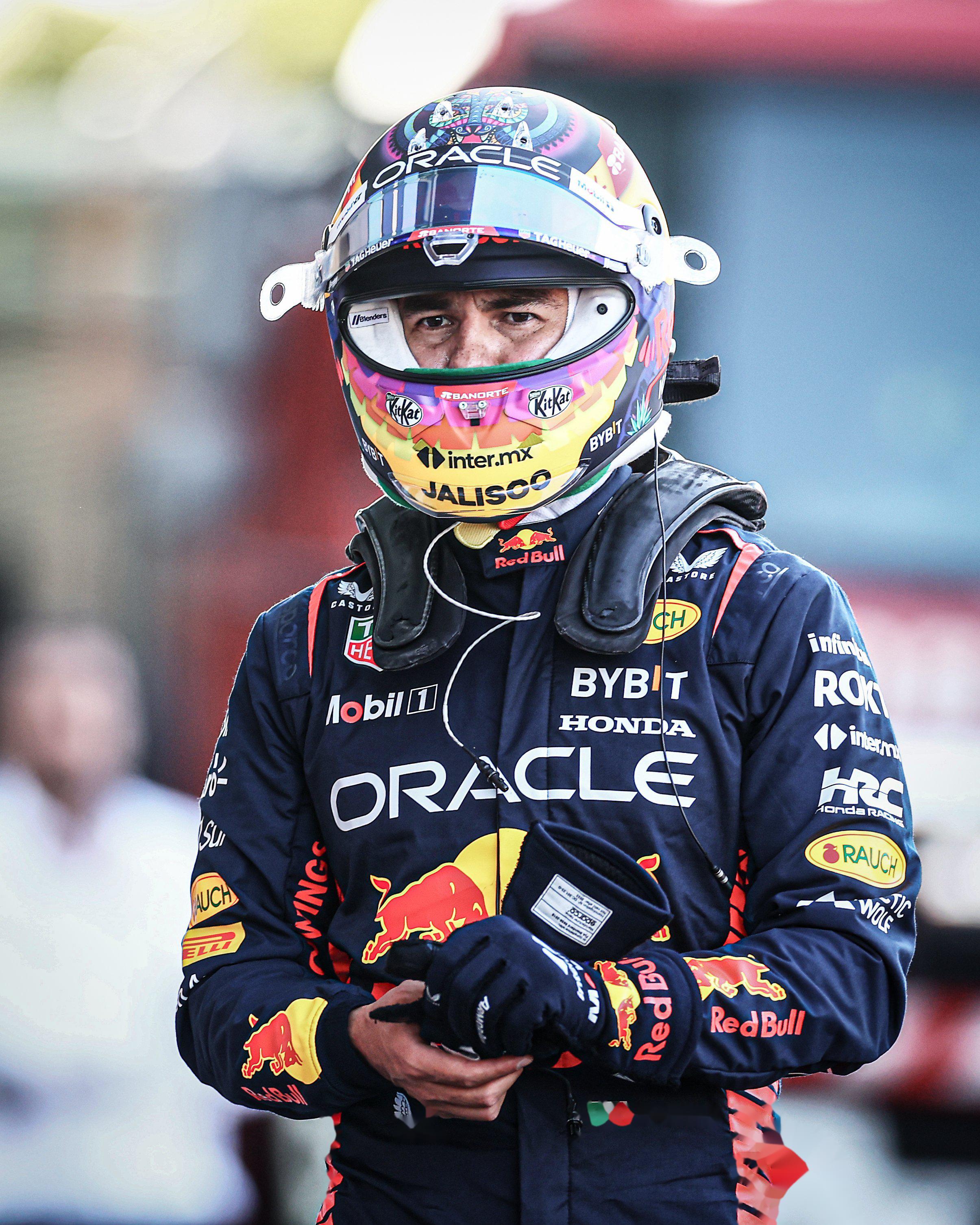 爱游戏在线-红牛二队险胜梅赛德斯，佩雷兹点燃赛场