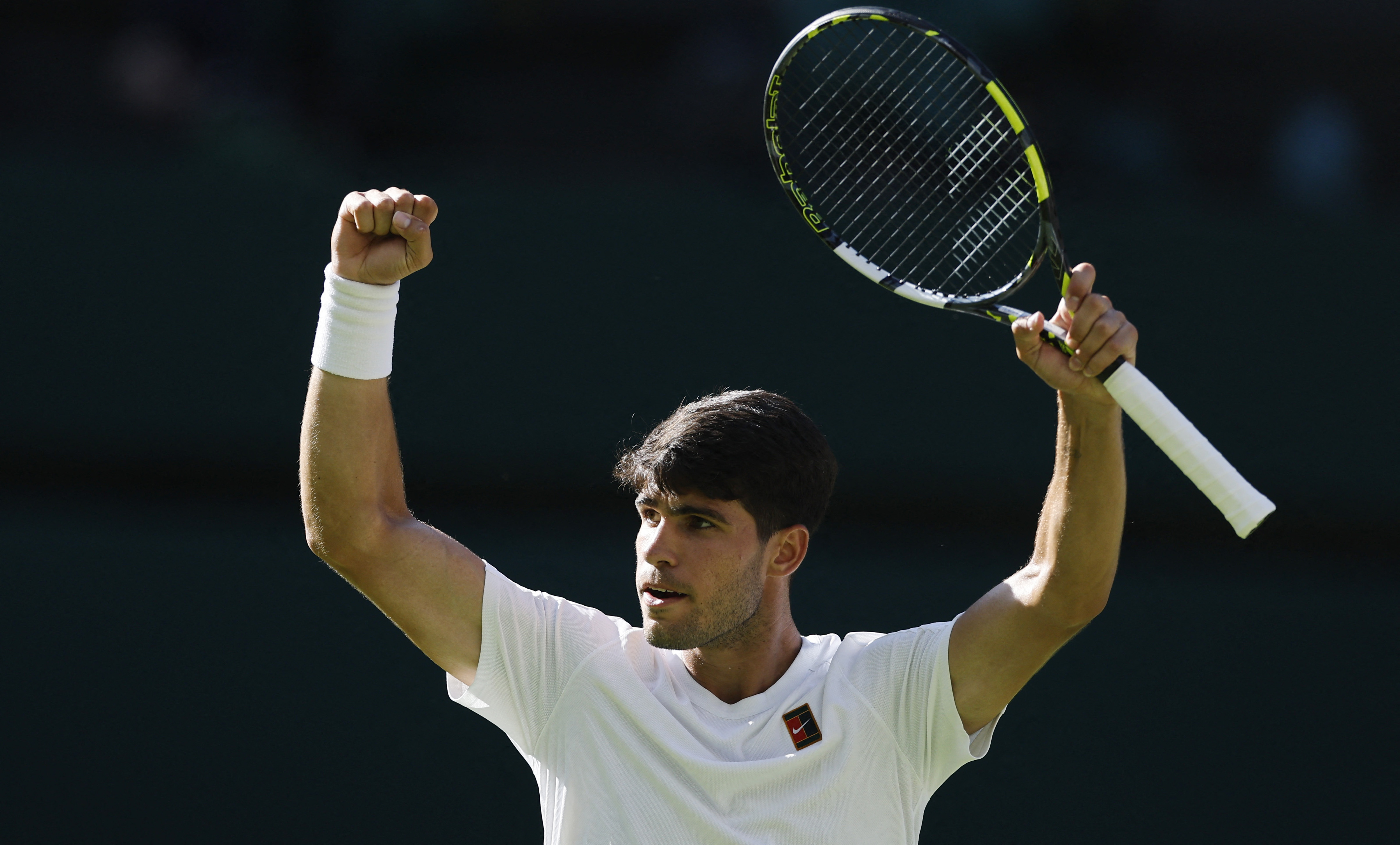 爱游戏娱乐-温网逆转戴维斯杯，阿尔卡拉斯点燃赛场